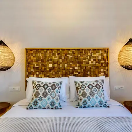 At Mykonos, Greece, Excellent View Aparthotel *